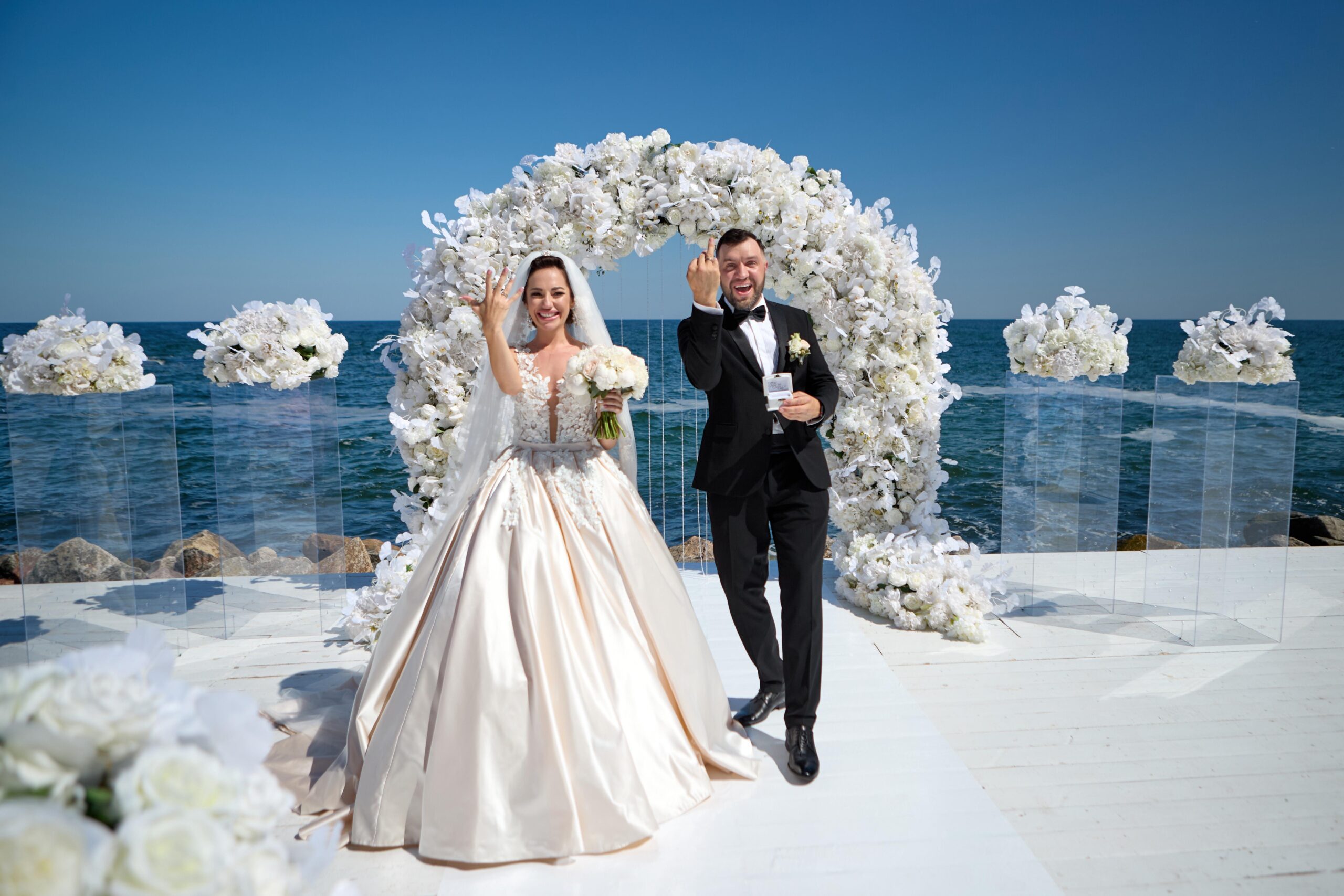 Весілля в Одесі на березі Чорного моря